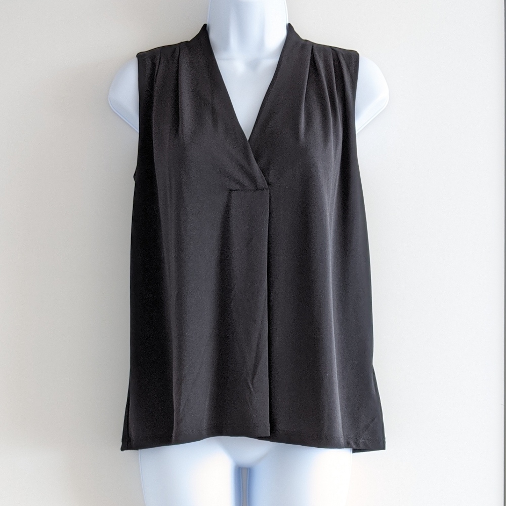 H&M V-neck top